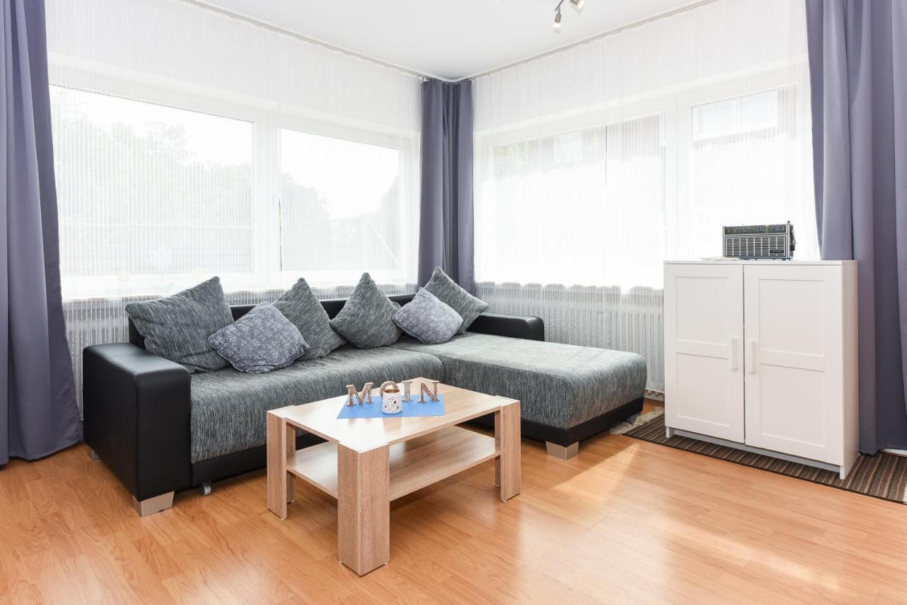 Ferienwohnungen Im Haus Waterkant Neuharlingersiel Exterior foto