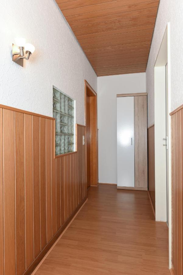 Ferienwohnungen Im Haus Waterkant Neuharlingersiel Exterior foto